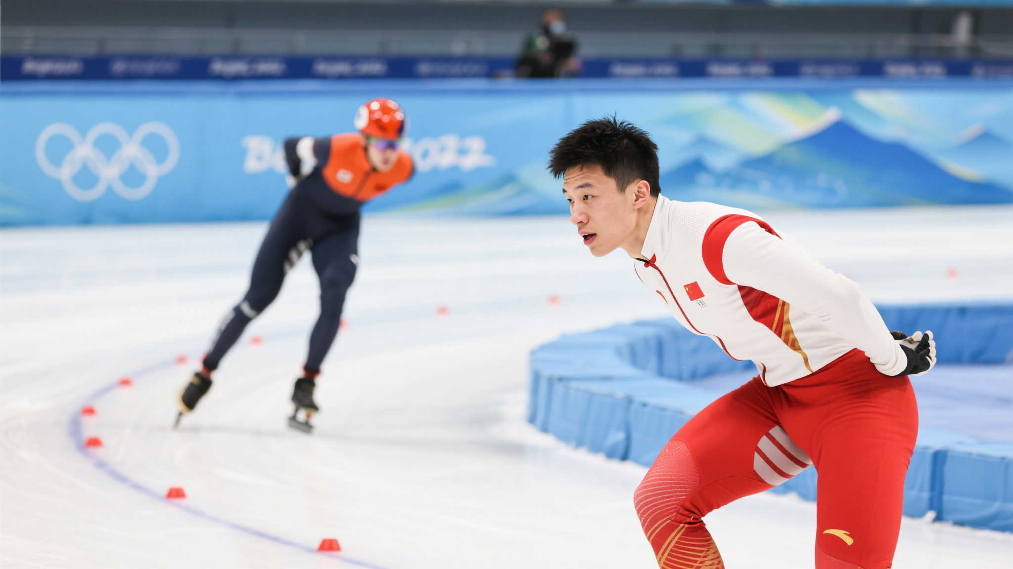 振奋人心的 振奋人心的